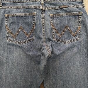 Ladies, Wrangler Classic Blue Denim Jeans